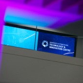 <span class=heading><b>Images of Research</b> by Guy Hinks</span><br /><p class=int>Images of Research 2015 was hosted in the new Technology and Innovation Centre at the University of Strathclyde.</p><span class=small>Image: © 2025 Guy Hinks 2015</span>